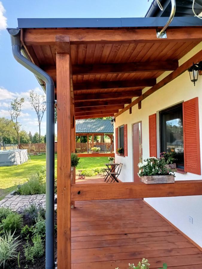 Villa Smocze Ranczo 2 Ośno Lubuskie Exterior foto
